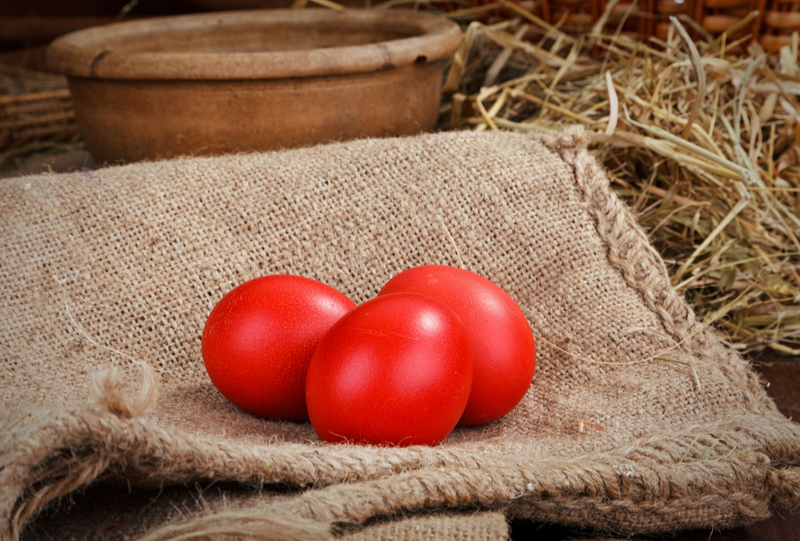 Red eggs, Easter, painted eggs