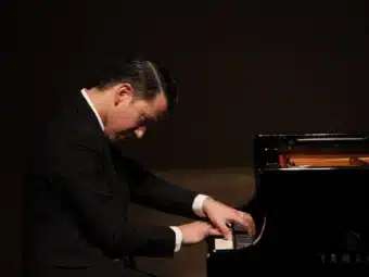 Alejandro Vela